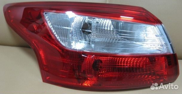 Фонарь задний Ford Focus 3 седан