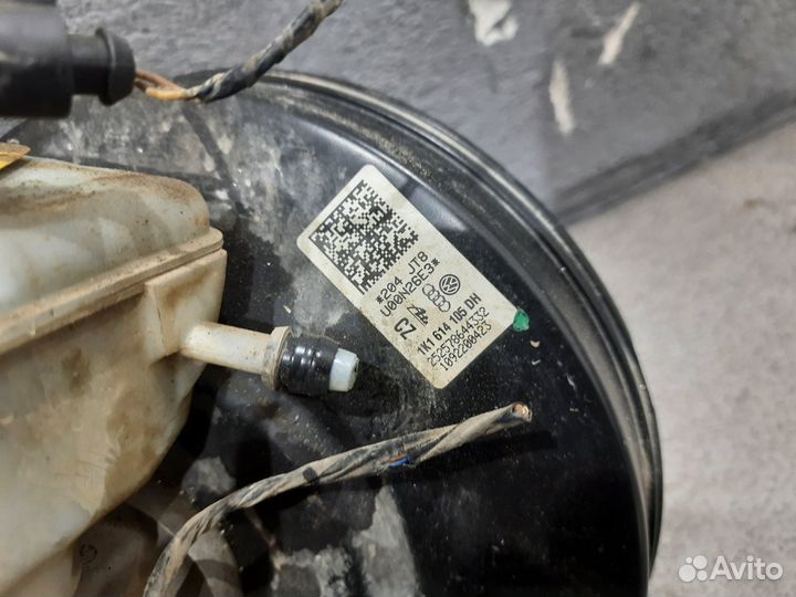 Вакуумный усилитель тормозов для Skoda Octavia A5