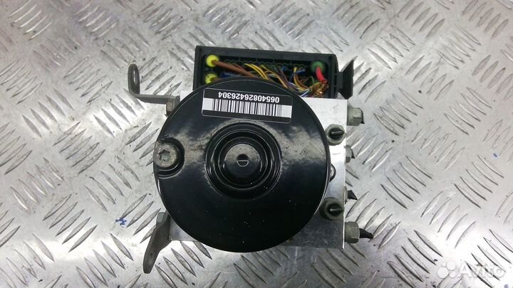 Блок ABS BMW 3 E90/E91/E92/E93 рест. 2011 6789301