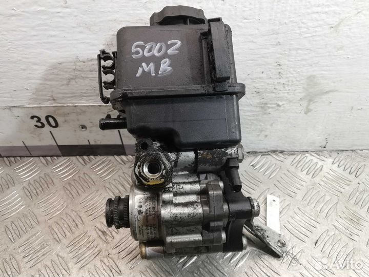 Б/У Б/У Насос гур 0064666601 mercedes-benz