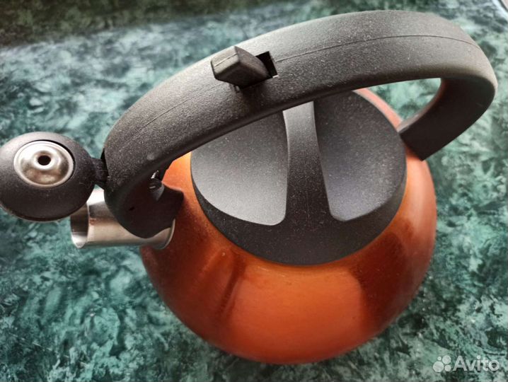 Чайник для плиты со свистком