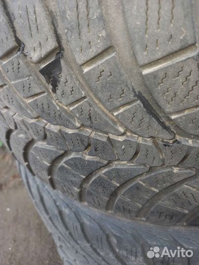 Kumho WinterCraft WP71 245/40 R19 и 275/35 R19 100