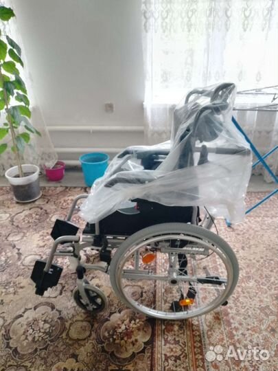 Коляска инвалидная