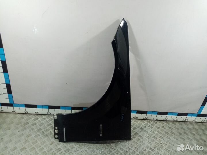 Крыло переднее левое Mercedes-Benz C-Class