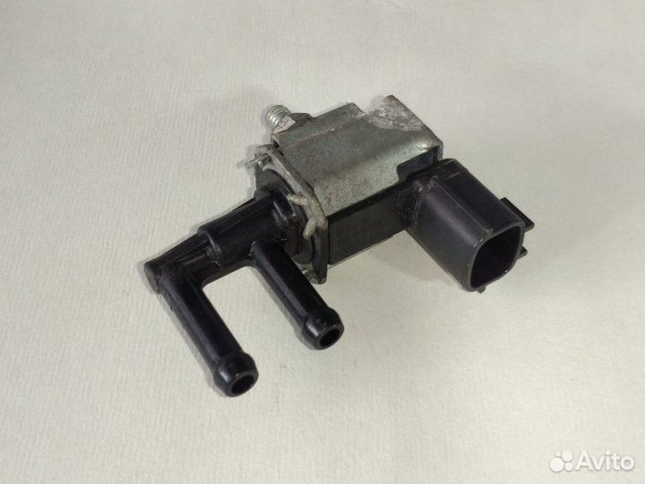 Электромагнитный клапан Nissan Micra K12 CR12DE