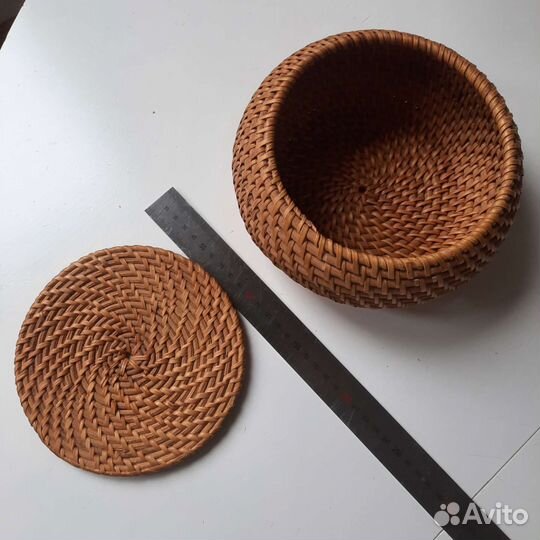 Корзина плетеная