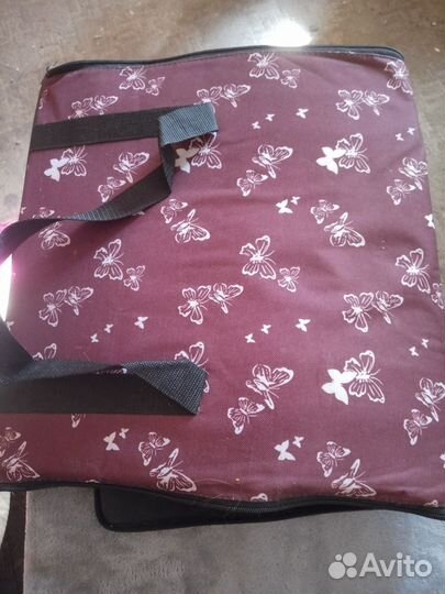 Переноска для кошек и маленьких собак