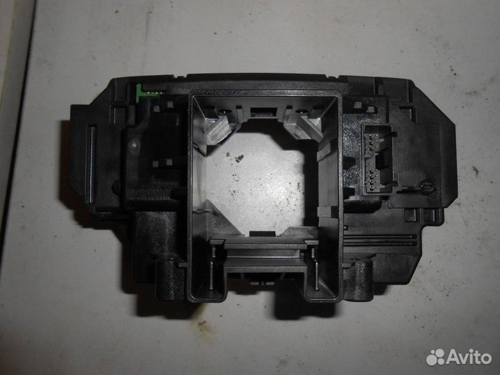 Кронштейн датчика угла поворота рулевого колеса