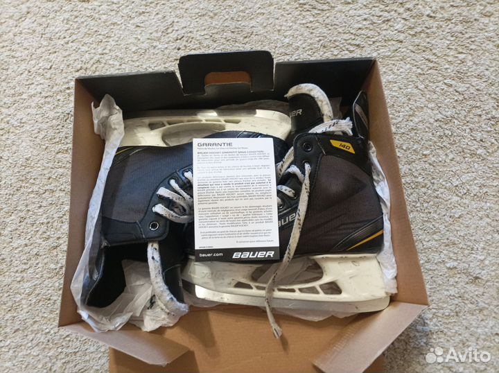 Коньки bauer supreme 140