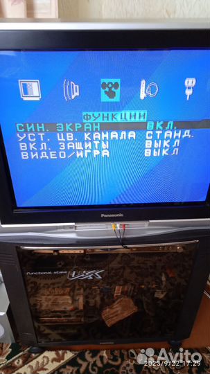 Телевизор Панасоник