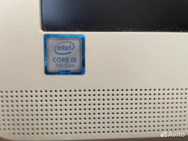 Моноблок HP Intel Core i5 7200U 21.5