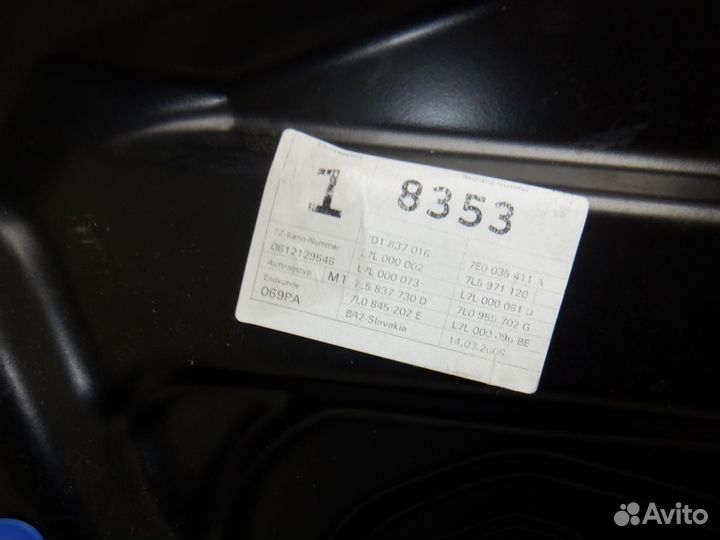 Панель двери передняя правая Porsche Cayenne