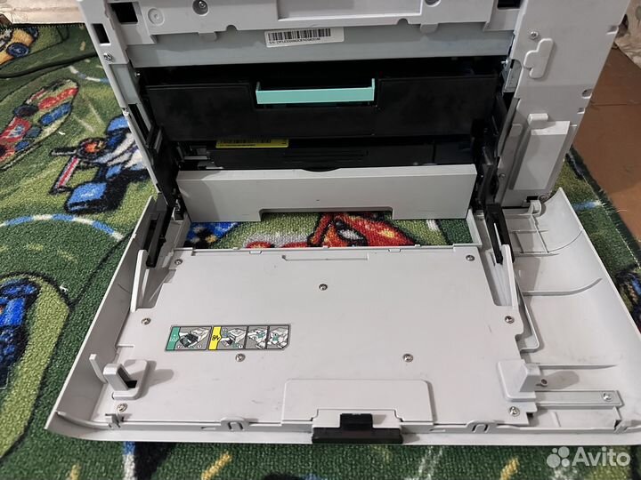 Цветной лазерный принтер samsung xpress C1810W