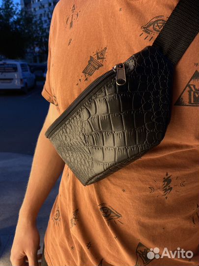 Бананка из кожи