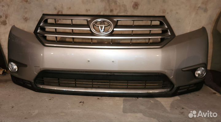 Бампер toyota highlander 2