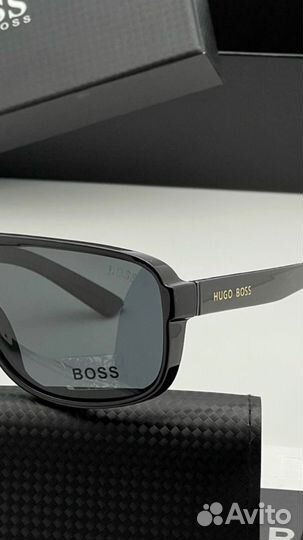 Очки Hugo boss