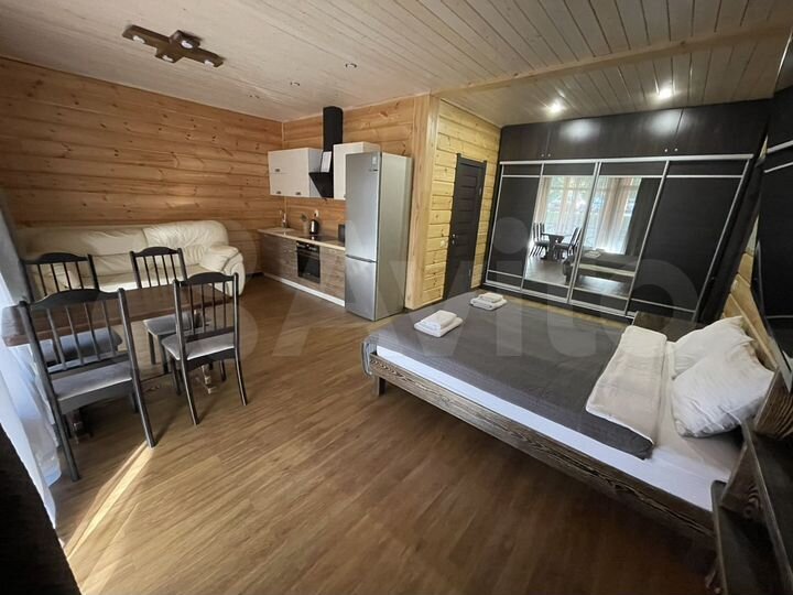 Дом 45 м² на участке 3 сот.