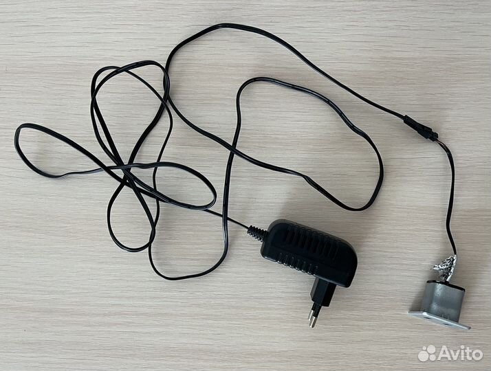 Вставная USB-розетка с проводом для мебели