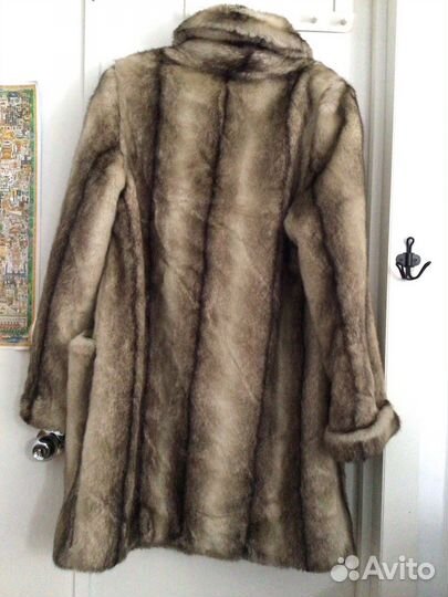 Искусственная шуба короткая