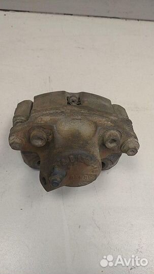 Суппорт передний левый Renault Clio