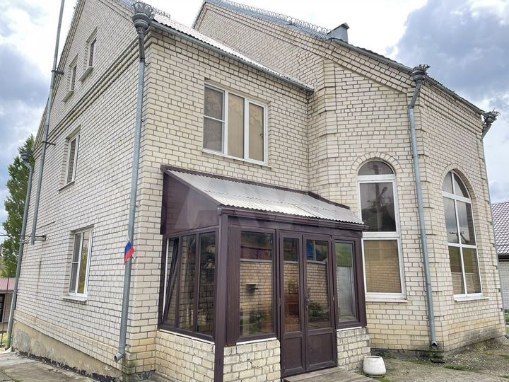 Дом 256 м² на участке 11 сот.