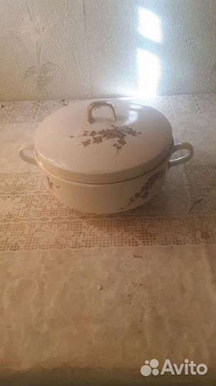 Набор посуды супница + тарелки