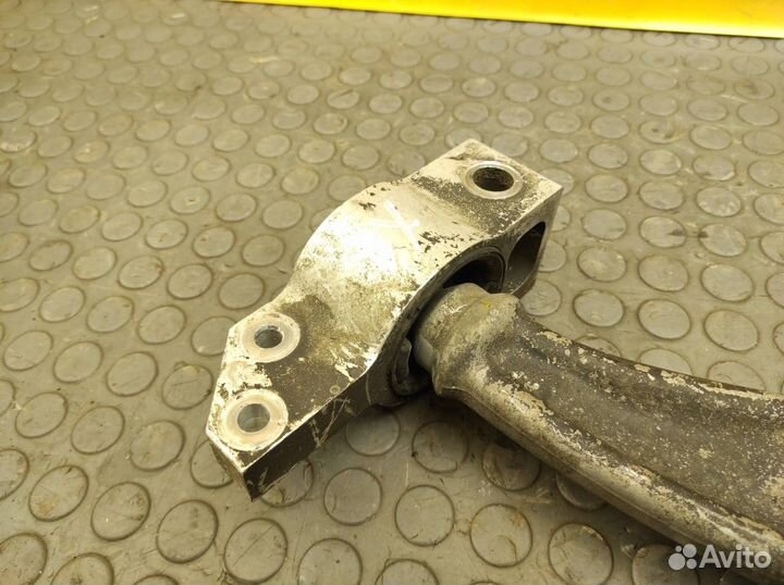 Рычаг передний Volkswagen Tiguan 5N cawb 2.0 TSI