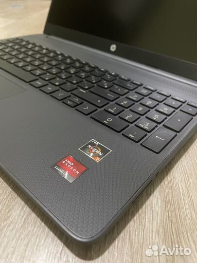 Отличный ультрабук HP 2021 года