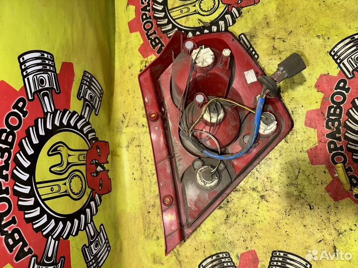 Фонарь задний левый Chevrolet Aveo T200 хэтчбек