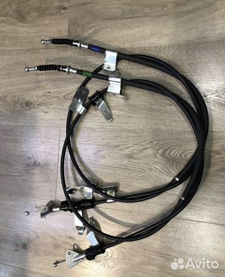 Трос ручника L/R Toyota Corolla e180 46430-02300