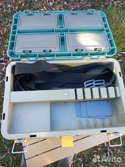 Зимний рыболовный ящик