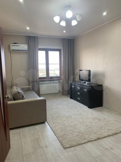 2-к. квартира, 60 м², 10/12 эт.