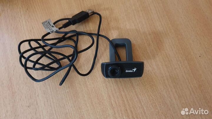 Веб-камера Genius
