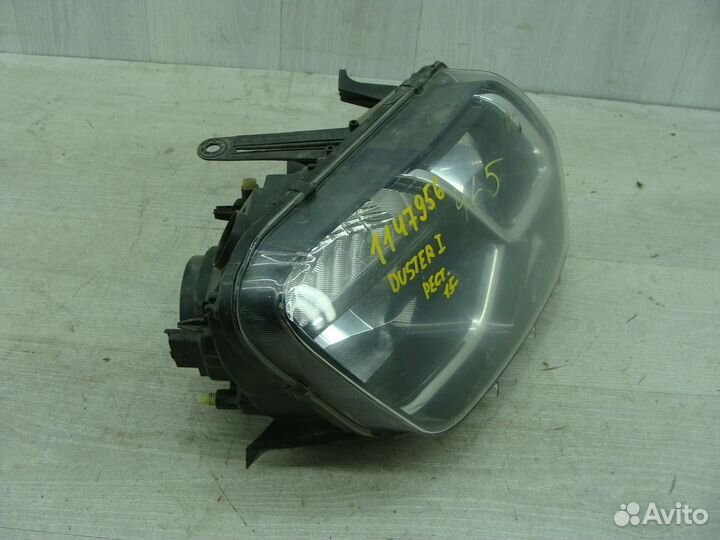 Фара правая Renault Duster