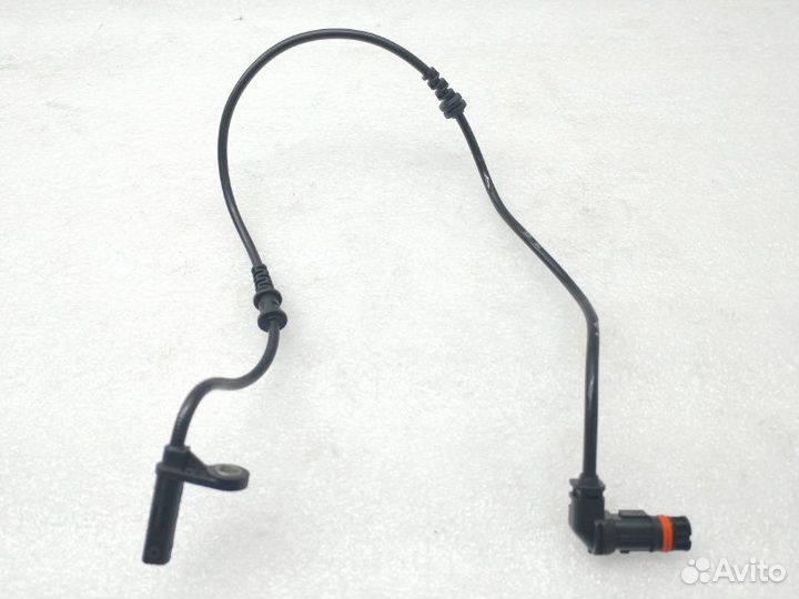 Датчик ABS передний правый Mercedes-Benz C-Class