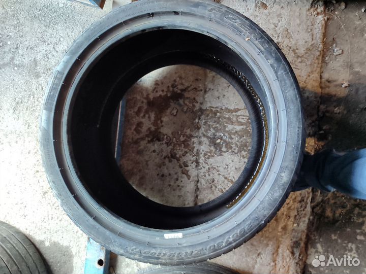 Pirelli P Zero 295/30 R19