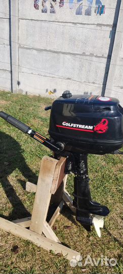 Лодочный мотор Golfstream