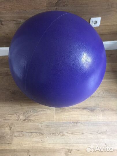 Мяч фитбол