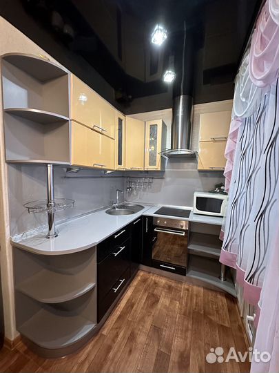 Продам встроенный кухонный гарнитур