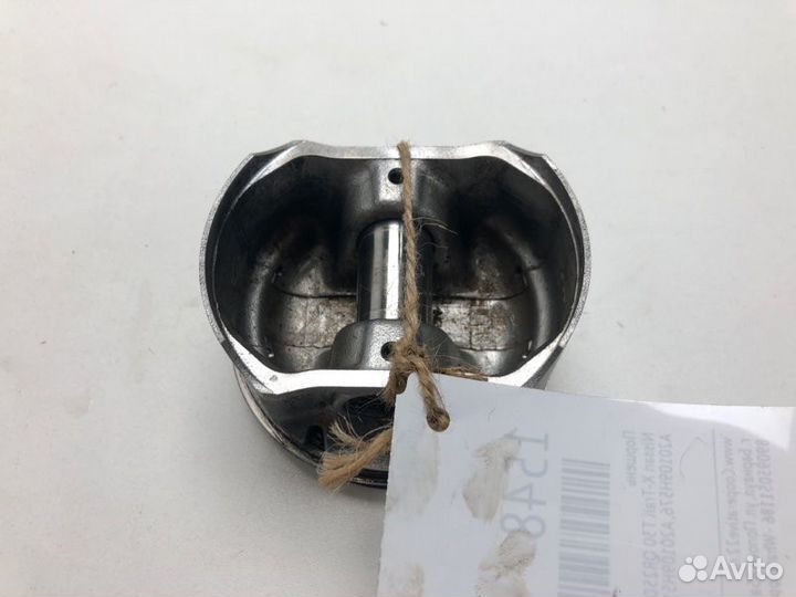 Поршень Nissan X-Trail T30 QR25DE 2006