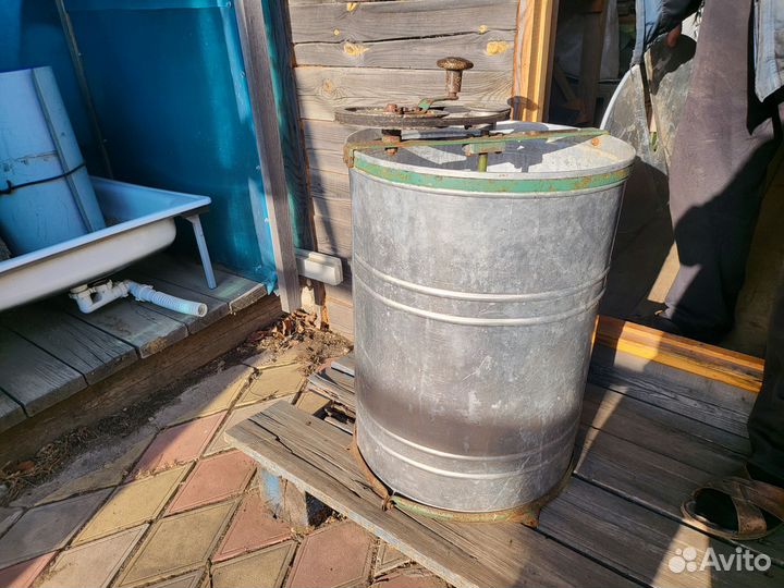 Медогонка 4 рамочная бу