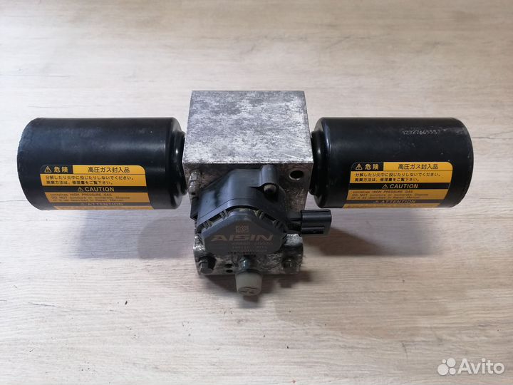 Гидроблок компрессор kdss Toyota Prado 150