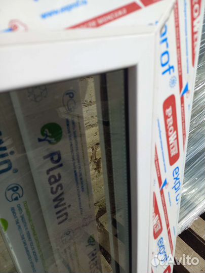 Окно пластиковое