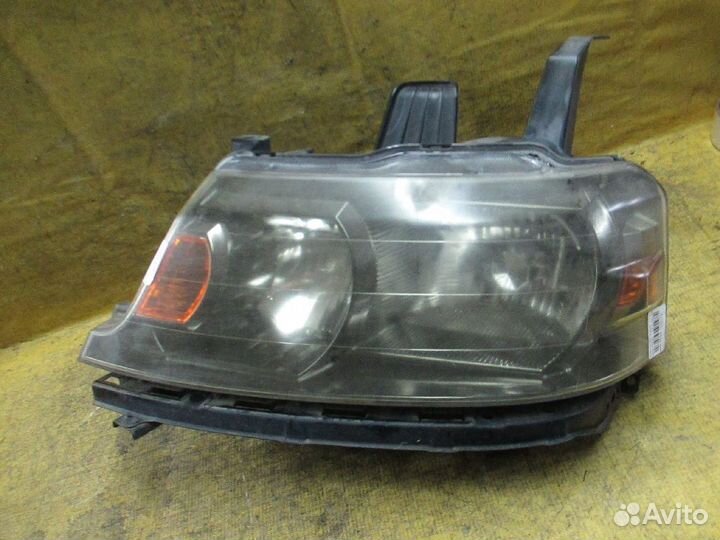 Фара левая Honda Stepwgn RF5