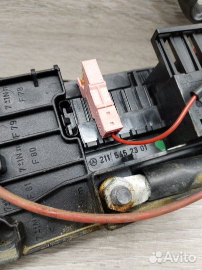 Блок предохранителей Mercedes E-Class W211 OM642