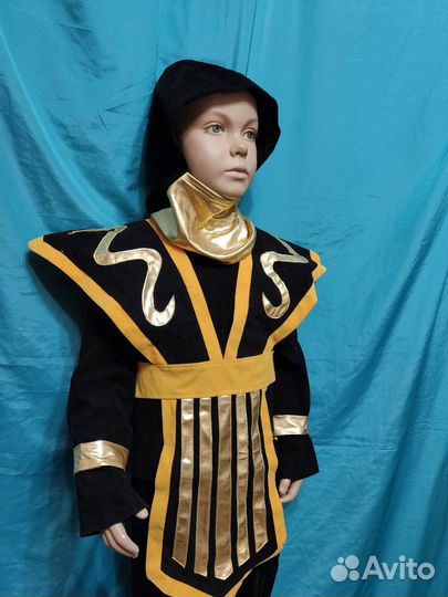 Солдат, гусар рыцарь ниндзя. Карнавал