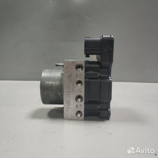 Блок ABS Renault Sandero 2 K7M812 2019