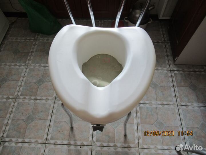 Медицинская накладка на унитаз