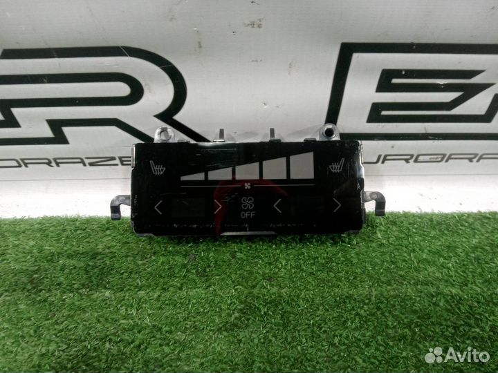 Включатель подогрева задних сидений Volvo XC90