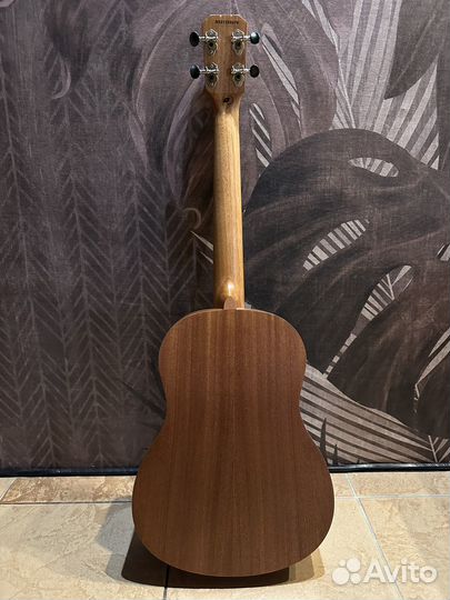 Укулеле баритон Flight NUB310